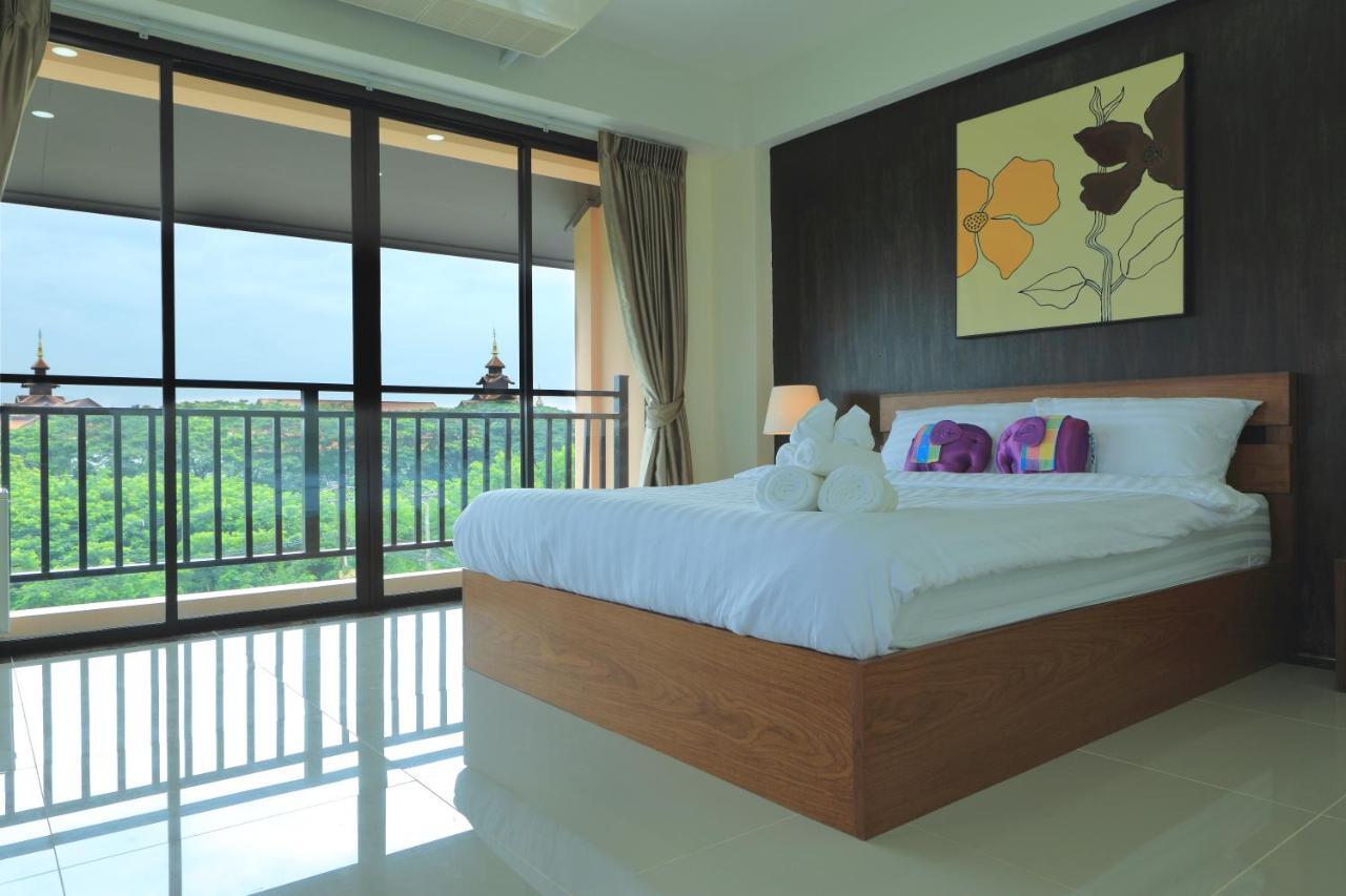 B And Y Residence Chiang Mai Exteriör bild